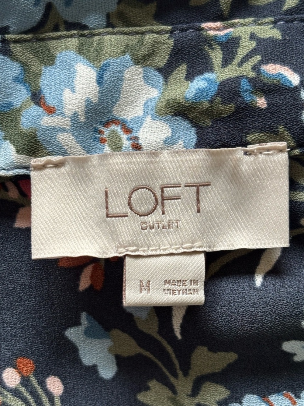 LOFT Navy Floral Button Down Cap Sleeve Blouse - Picture 5 of 6